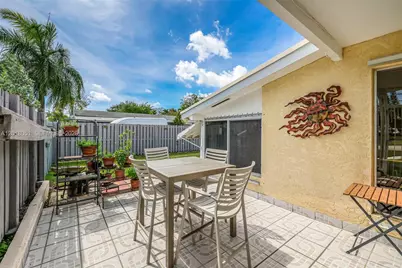 9940 Belgrade Rd, Cutler Bay, FL 33157 - Photo 10