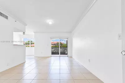 11631 SW 2nd St #20103, Pembroke Pines, FL 33025 - Photo 4