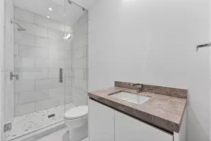 175 SE 25th Rd, Miami, FL 33129 - Photo 20