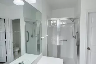 16213 Emerald Cove Rd, Weston, FL 33331 - Photo 12