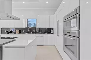 320 SW 125th Ave, Miami, FL 33184 - Photo 22