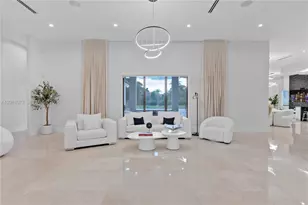 320 SW 125th Ave, Miami, FL 33184 - Photo 10
