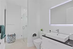 320 SW 125th Ave, Miami, FL 33184 - Photo 38