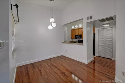 2850 N Oakland Forest Dr #202, Oakland Park, FL 33309 - Photo 4