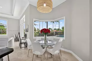 2538 Montclaire Ct, Weston, FL 33327 - Photo 8