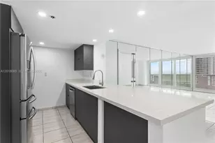 1717 NE Bayshore Dr, Miami, FL 33132 - Photo 22