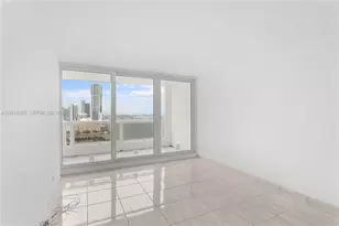 1717 NE Bayshore Dr, Miami, FL 33132 - Photo 20