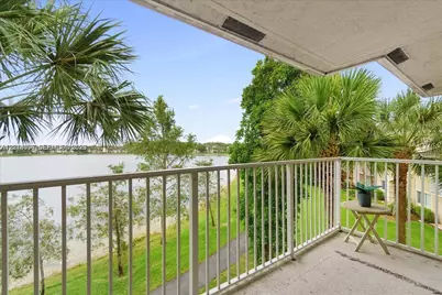 5065 Wiles Rd #308, Coconut Creek, FL 33073 - Photo 4