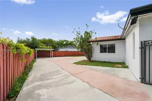 13611 SW 77th St, Miami, FL 33183 - Photo 42