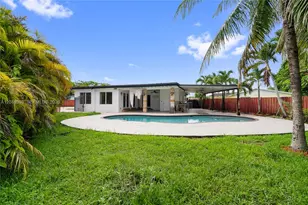 13611 SW 77th St, Miami, FL 33183 - Photo 6