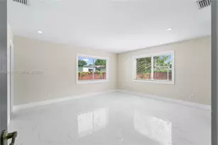 13611 SW 77th St, Miami, FL 33183 - Photo 6