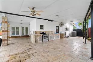 13611 SW 77th St, Miami, FL 33183 - Photo 10