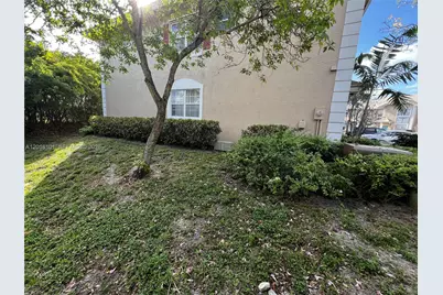 681 NW 42nd Ave #-, Plantation, FL 33317 - Photo 36