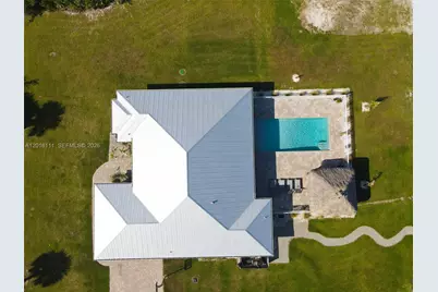 5371 S 25th St, Fort Pierce, FL 34981 - Photo 2