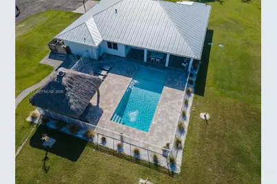 5371 S 25th St, Fort Pierce, FL 34981 - Photo 1