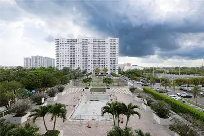 2851 NE 183rd St #504E, Aventura, FL 33160 - Photo 26