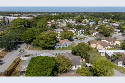 1792 SW 84th Ave, Miramar, FL 33025 - Photo 36