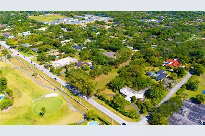 9840 SW 104th St, Miami, FL 33176 - Photo 22