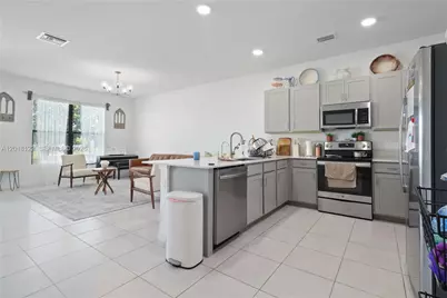 2014 Sugar Maple Dr #2014, Riviera Beach, FL 33410 - Photo 12