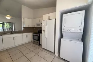 1004 San Remo Cir, Homestead, FL 33035 - Photo 8