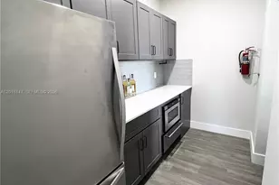 192 Springdale Cir, Palm Springs, FL 33461 - Photo 34