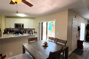 192 Springdale Cir, Palm Springs, FL 33461 - Photo 10