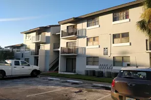 7160 NW 179th St, Hialeah, FL 33015 - Photo 2