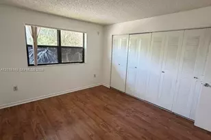 7160 NW 179th St, Hialeah, FL 33015 - Photo 12