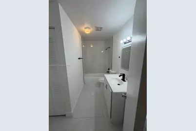 7160 NW 179th St #310, Hialeah, FL 33015 - Photo 18