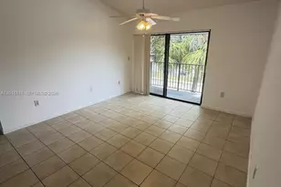 7160 NW 179th St, Hialeah, FL 33015 - Photo 18