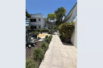7710 Harding Ave #7, Miami Beach, FL 33141 - Photo 4