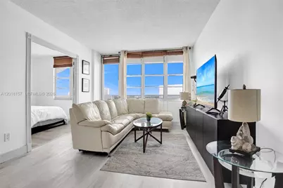 3725 S Ocean Dr #1419, Hollywood, FL 33019 - Photo 4