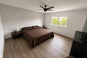 709 Bald Cypress Rd, Weston, FL 33327 - Photo 8