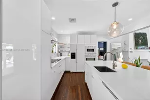 8250 NE 3rd Ct, Miami, FL 33138 - Photo 20