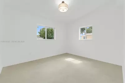 11490 Pinkston Dr, Miami, FL 33176 - Photo 32
