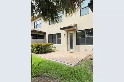 4620 San Fratello Cir #4620, Lake Worth, FL 33467 - Photo 2