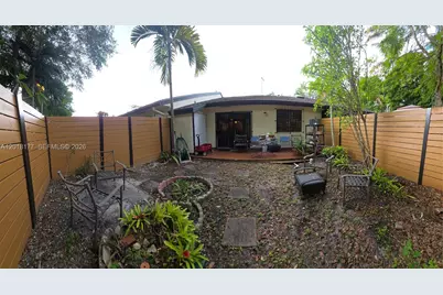10908 SW 72nd St #215, Miami, FL 33173 - Photo 4