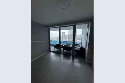 200 Biscayne Boulevard Way #3110, Miami, FL 33131 - Photo 8