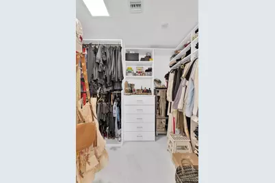 16385 Biscayne Blvd #2101, North Miami Beach, FL 33160 - Photo 30
