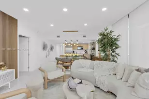 16385 Biscayne Blvd, North Miami Beach, FL 33160 - Photo 6