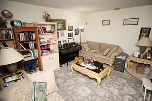 1100 NE 160th Terrace, North Miami Beach, FL 33162 - Photo 2