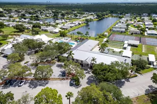 8208 W Bitterbush Ln, Port Saint Lucie, FL 34952 - Photo 34