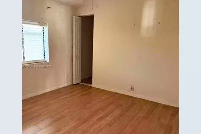 8208 W Bitterbush Ln, Port Saint Lucie, FL 34952 - Photo 4