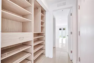 820 NE 7th St, Fort Lauderdale, FL 33304 - Photo 18