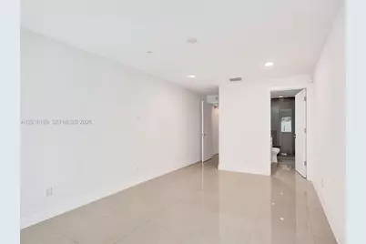 820 NE 7th St #G, Fort Lauderdale, FL 33304 - Photo 20