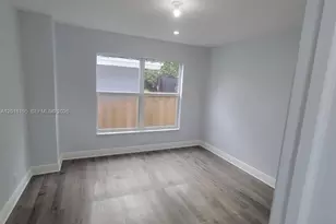1809 NW 8th Pl, Fort Lauderdale, FL 33311 - Photo 2