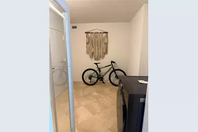 5750 Collins Ave #9K, Miami Beach, FL 33140 - Photo 8