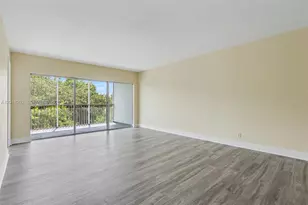 3250 N Palm Aire Dr, Pompano Beach, FL 33069 - Photo 4