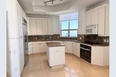 808 Brickell Key Dr #3608, Miami, FL 33131 - Photo 16
