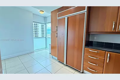 19400 Turnberry Way #1132, Aventura, FL 33180 - Photo 10